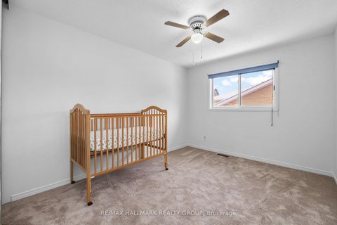 Photo 26 at 944 Greenbriar Avenue, Nepean (Carleton Heights), Ottawa