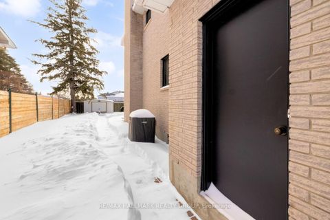 Photo 34 at 944 Greenbriar Avenue, Nepean (Carleton Heights), Ottawa