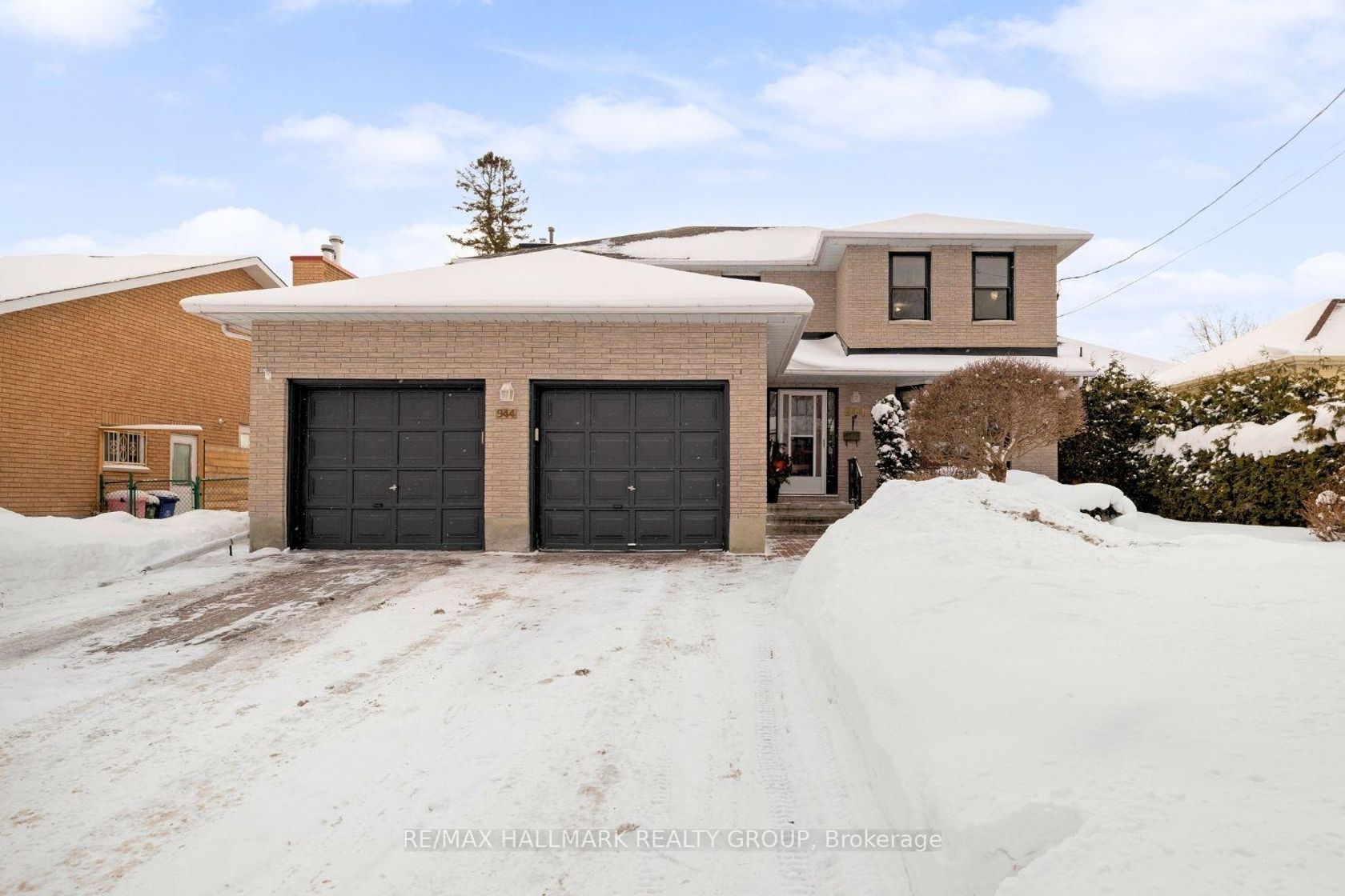 944 Greenbriar Avenue, Nepean (Carleton Heights), Ottawa 