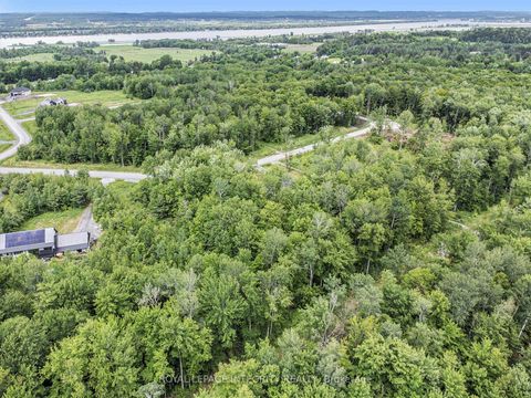 Photo 1 at 1590 Kinsella Drive, Cumberland Estates, Orleans