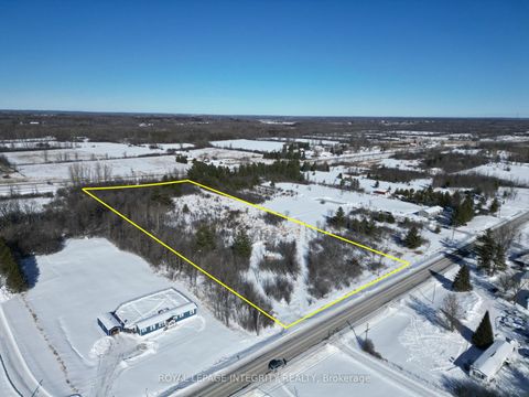 Photo 2 at 810 Christie Lake Road, Bathurst/Burgess & Sherbrooke (Bathurst) Twp, Tay Valley
