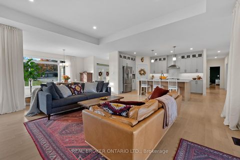 Photo 9 at 119 Ernest Way, Bathurst/Burgess & Sherbrooke (Bathurst) Twp, Tay Valley