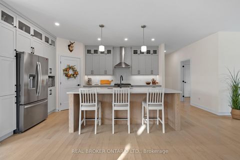 Photo 10 at 119 Ernest Way, Bathurst/Burgess & Sherbrooke (Bathurst) Twp, Tay Valley