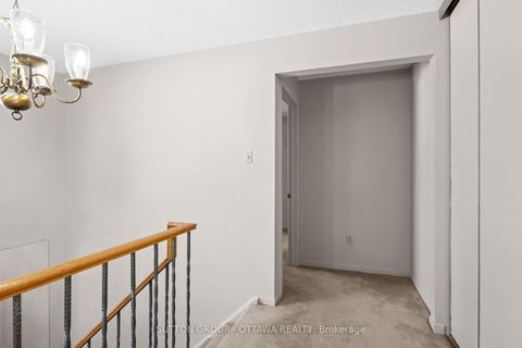 Photo 17 at 908 Chaleur Way, Convent Glen, Orleans