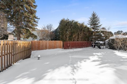 Photo 31 at 908 Chaleur Way, Convent Glen, Orleans