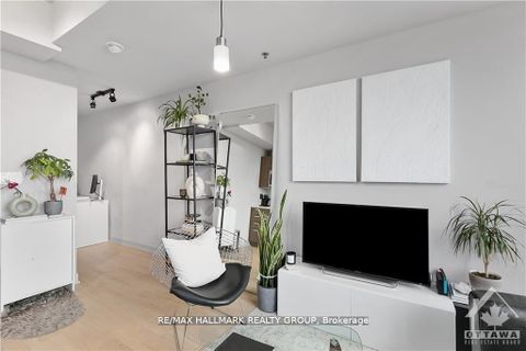 Photo 9 at 707 - 203 CATHERINE Street, Ottawa Centre