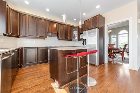 Photo 13 at 184 Felicity Crescent, Mer Bleue/Bradley Estates/Anderson Park, Orleans