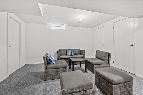 Photo 29 at 830 Acadian Gardens, Convent Glen, Orleans