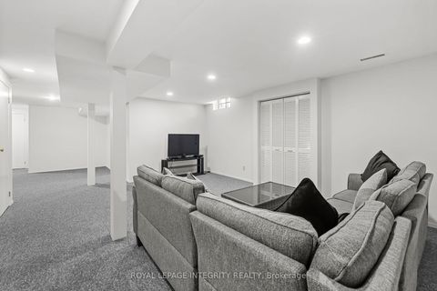 Photo 30 at 830 Acadian Gardens, Convent Glen, Orleans