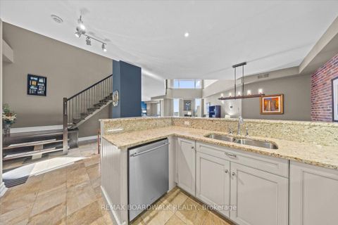 Photo 2 at #PH804 - 320 Mcleod Street, Ottawa Centre