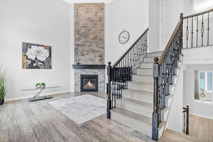 Photo 24 at 405 Aphelion Crescent, Nepean (Half Moon Bay), Ottawa