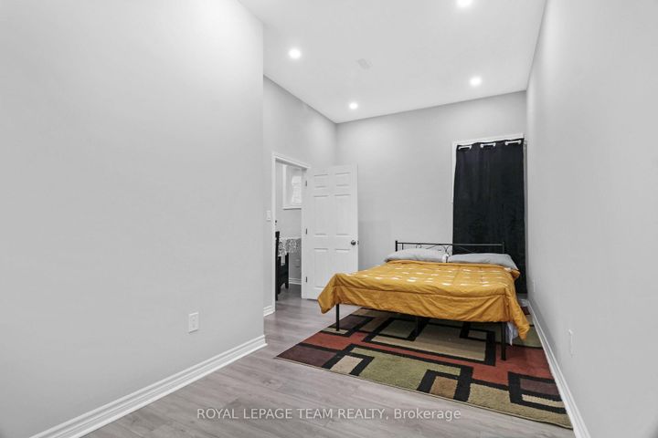 Photo 41 at 405 Aphelion Crescent, Nepean (Half Moon Bay), Ottawa