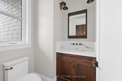 Photo 11 at 432 Ashbee Court, Manotick Village & Manotick Estates, Manotick