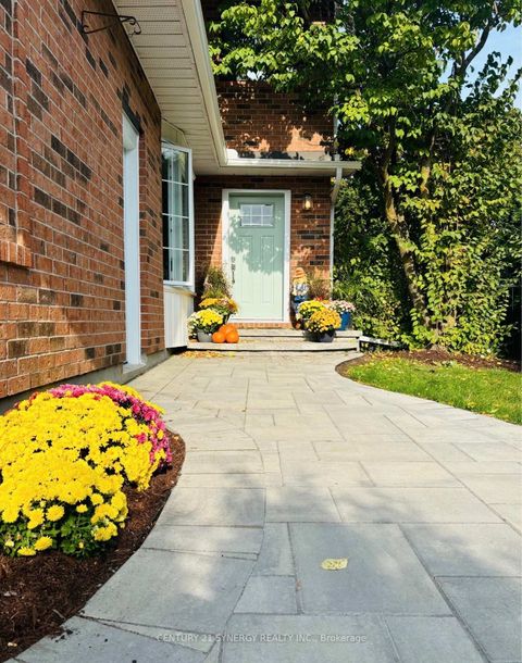 Photo 46 at 25 Waterton Crescent, Bridlewood, Kanata