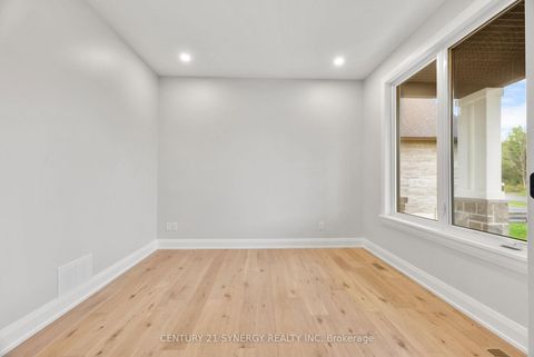 Photo 3 at 269 CABRELLE Place, Manotick Village & Manotick Estates, Manotick