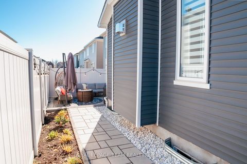 Photo 31 at 21 Coppermine Street, Nepean (Heritage Park), Ottawa