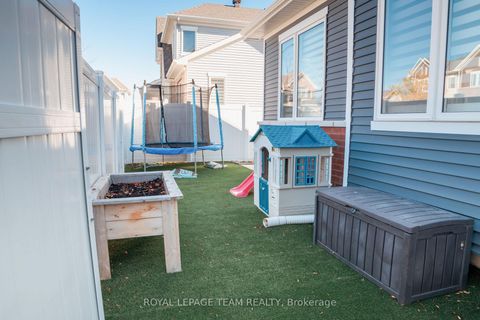 Photo 32 at 21 Coppermine Street, Nepean (Heritage Park), Ottawa