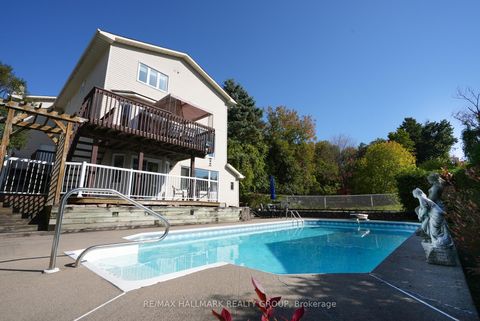 Photo 2 at 1354 Gaultois Avenue, Chateauneuf, Orleans