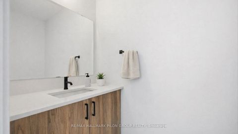 Photo 9 at 272 Cornice Street, Mer Bleue/Bradley Estates/Anderson Park, Orleans