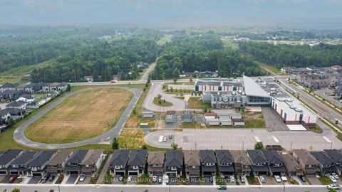 Photo 20 at 272 Cornice Street, Mer Bleue/Bradley Estates/Anderson Park, Orleans