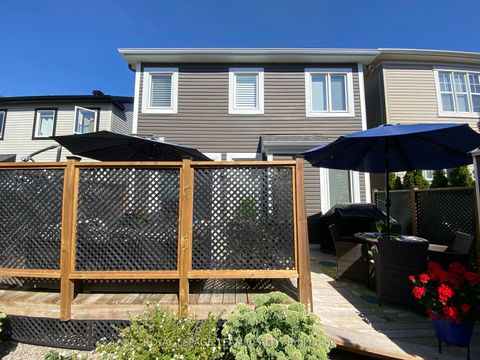 Photo 3 at 979 Shimmerton Circle, Emerald Meadows/Trailwest, Kanata