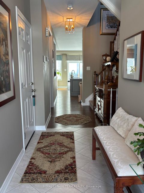 Photo 5 at 979 Shimmerton Circle, Emerald Meadows/Trailwest, Kanata