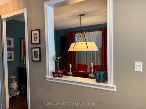 Photo 11 at 979 Shimmerton Circle, Emerald Meadows/Trailwest, Kanata