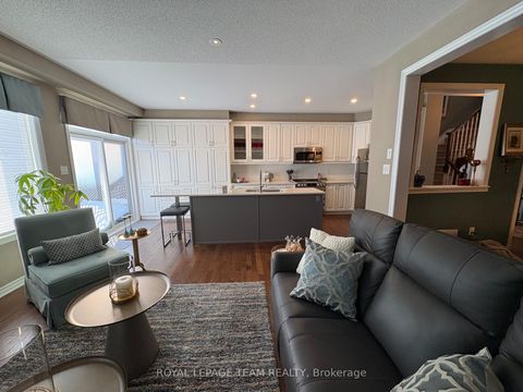 Photo 12 at 979 Shimmerton Circle, Emerald Meadows/Trailwest, Kanata