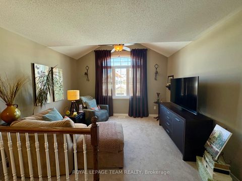 Photo 15 at 979 Shimmerton Circle, Emerald Meadows/Trailwest, Kanata