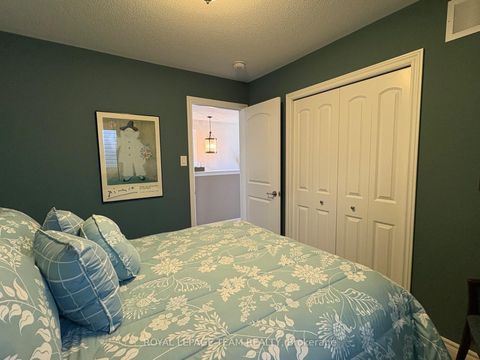 Photo 19 at 979 Shimmerton Circle, Emerald Meadows/Trailwest, Kanata