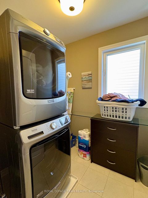 Photo 25 at 979 Shimmerton Circle, Emerald Meadows/Trailwest, Kanata