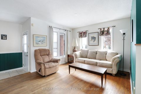 Photo 5 at 91 Whalings Circle SW, Stittsville (Central), Stittsville