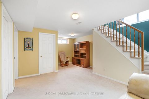 Photo 25 at 91 Whalings Circle SW, Stittsville (Central), Stittsville