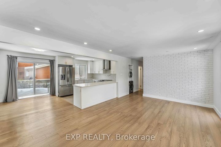 Photo 7 at 44 Sherry Lane, Nepean (Manordale), Ottawa