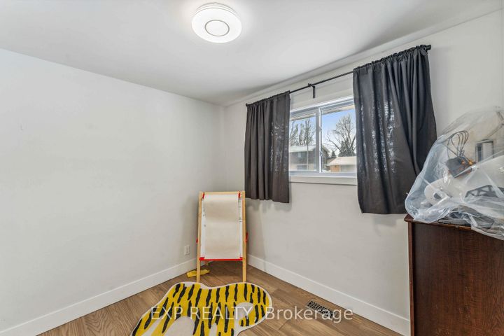 Photo 13 at 44 Sherry Lane, Nepean (Manordale), Ottawa