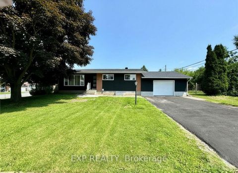 Photo 0 at 44 Sherry Lane, Nepean (Manordale), Ottawa