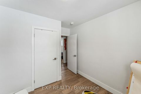 Photo 14 at 44 Sherry Lane, Nepean (Manordale), Ottawa