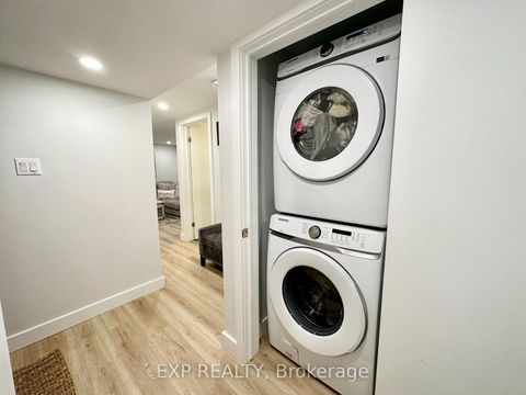 Photo 18 at 44 Sherry Lane, Nepean (Manordale), Ottawa