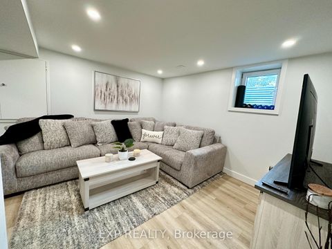 Photo 19 at 44 Sherry Lane, Nepean (Manordale), Ottawa