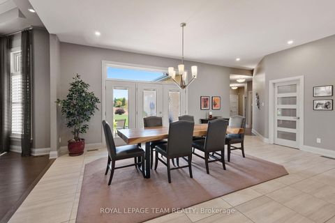 Photo 13 at 217 Shamus Way, Huntley Ward (South West), Carp