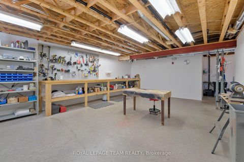 Photo 35 at 217 Shamus Way, Huntley Ward (South West), Carp