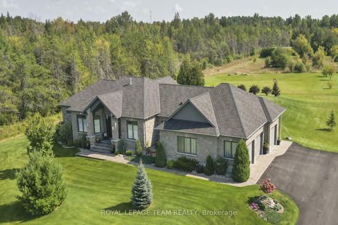 Photo 44 at 217 Shamus Way, Huntley Ward (South West), Carp