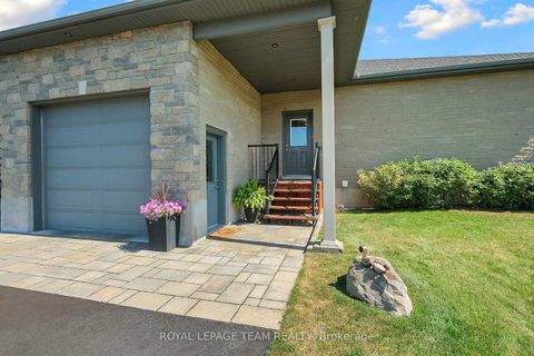 Photo 45 at 217 Shamus Way, Huntley Ward (South West), Carp