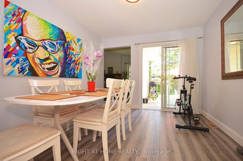 Photo 5 at 77 Winchester Drive, Glencairn/Hazeldean, Kanata