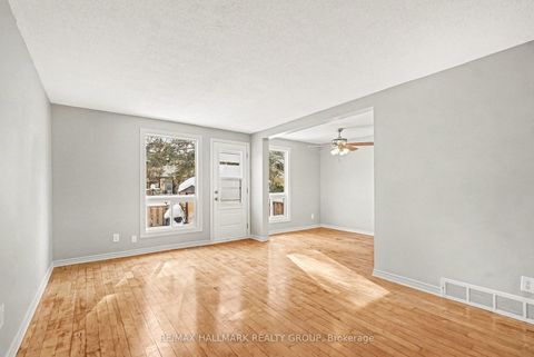 Photo 5 at 55 - 7846 Jeanne D'arc Boulevard, Convent Glen North, Orleans