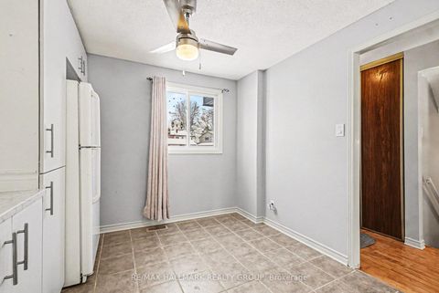 Photo 13 at 55 - 7846 Jeanne D'arc Boulevard, Convent Glen North, Orleans