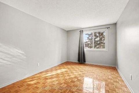 Photo 16 at 55 - 7846 Jeanne D'arc Boulevard, Convent Glen North, Orleans