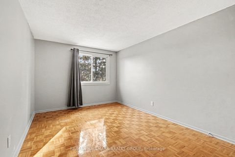 Photo 17 at 55 - 7846 Jeanne D'arc Boulevard, Convent Glen North, Orleans