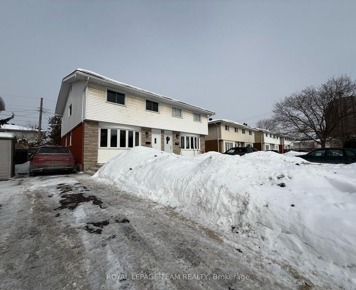 Photo 1 at 973 Eiffel Avenue, Nepean (Carleton Square), Ottawa