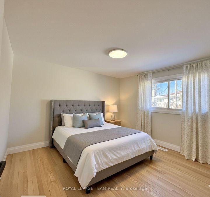 Photo 15 at 973 Eiffel Avenue, Nepean (Carleton Square), Ottawa